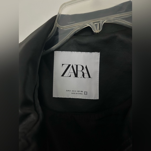 Black Leather Zara Coat🖤 - Picture 2 of 3